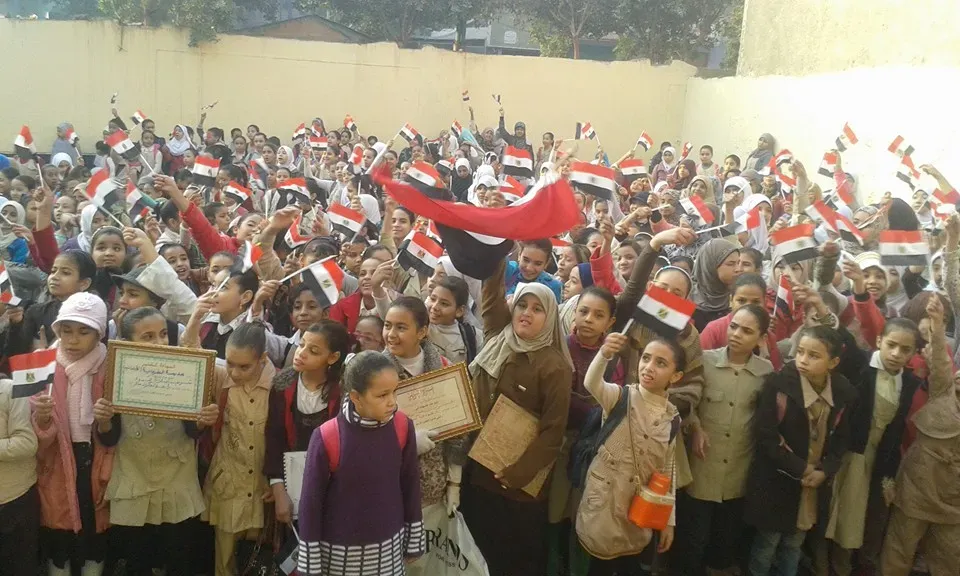 «أطفال ابتدائي حتى الغروب».. قرار مفاجئ بمدرسة الطرفاية بالبدرشين يشعل غضب أولياء الأمور