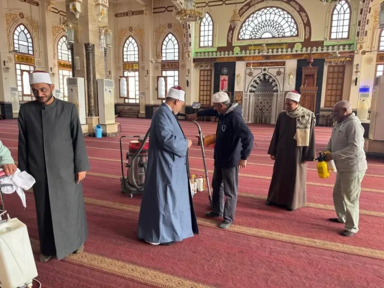 حملات تطهير وتعقيم لمساجد البحر الأحمر استعدادًا لشهر رمضان