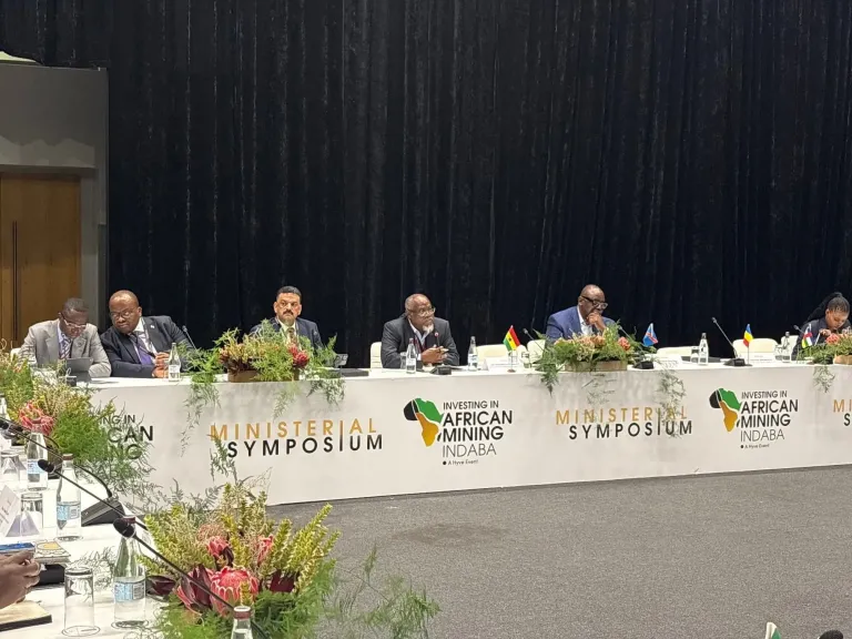 وفد وزارة البترول يواصل مباحثاته بمؤتمر التعدين الأفريقي لإبراز فرص الاستثمار بمصر