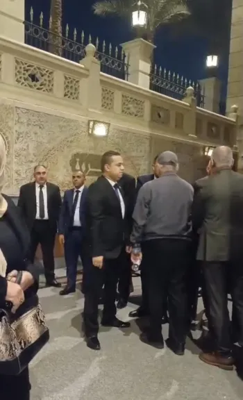 أبرزهم مستشارين ومحامين.. توافد عدد من المعزين لمسجد الرحمن الرحيم للمشاركة في عزاء المستشار الراحل ناجي شحاتة