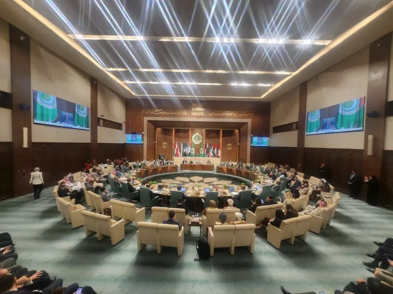 الجامعة العربية تدين بشدة القرارات التي صادق عليها الإحتلال وتحذر من خطورة المساس بالمقدسات الإسلامية والمسيحية