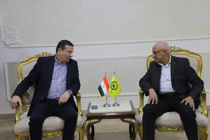 وزير الزراعة يلتقي محافظ شمال سيناء ويوجه بحزمة قرارات لدعم المزارعين وتنمية الزراعة بالمحافظة