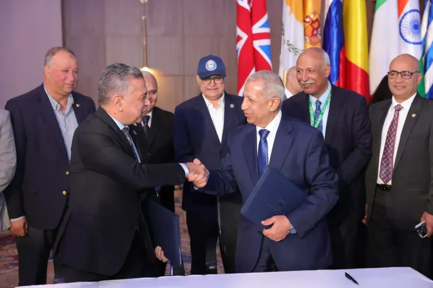 الأكاديمية العربية توقع حزمة اتفاقيات دولية ومحلية لتعزيز التعاون الأكاديمي والتدريبي بمؤتمر «مارلوج 15»