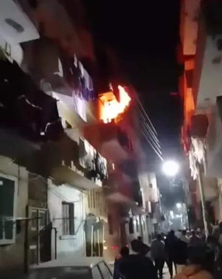 النيران تشتعل داخل شقة سكنية ببنها.. والحماية المدنية تسيطر