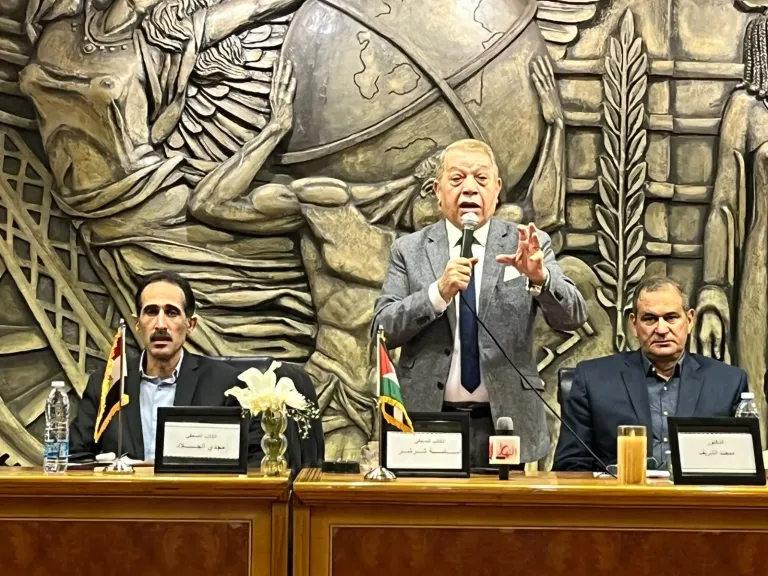 بالفيديو.. إشادة دبلوماسية وإعلامية واسعة بكتاب (أنا وياسر عرفات) للكاتب الصحفي أسامة شرشر