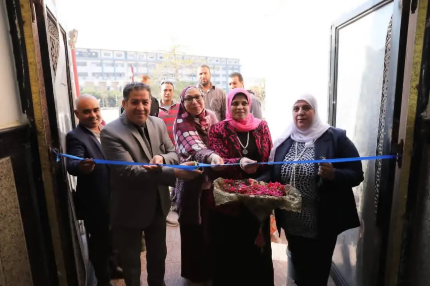 نائب رئيس جامعة الأزهر يفتتح المعرض السنوي الخيري بفرع البنات