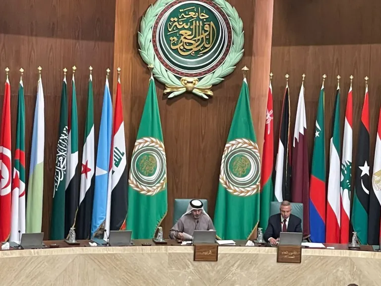 انطلاق الاجتماع الطارئ لمجلس الجامعة العربية لبحث التحرك العربي إزاء قرارات حكومة الاحتلال العدوانية