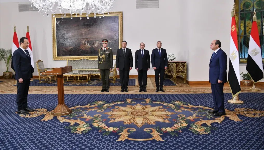 وزير الاتصالات :التوسع في إتاحة الخدمات الرقمية وتحسين جودتها لتيسير حصول المواطنين عليها على رأس أولويات الوزارة