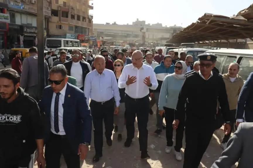 ”محافظا القليوبية والقاهرة” يقودان حملة موسعة للقضاء على الإشغالات والمواقف العشوائية بالمرج