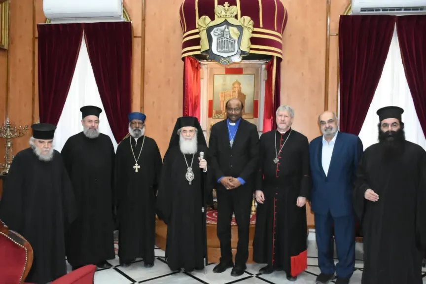 أمين عام مجلس الكنائس العالمي يلتقي رؤساء الكنائس في القدس