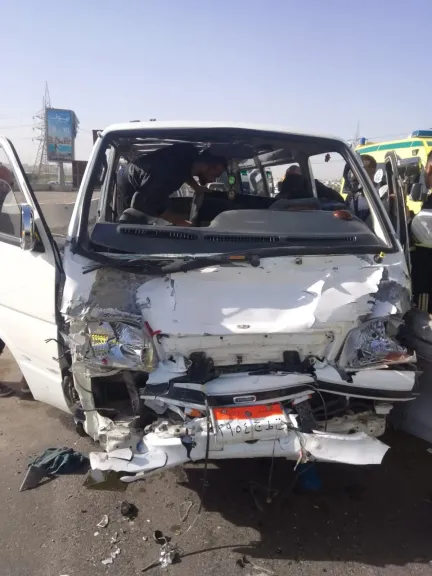 الطريق الإقليمي يشتعل من جديد.. 9 مصابين في تصادم عنيف بالقليوبية