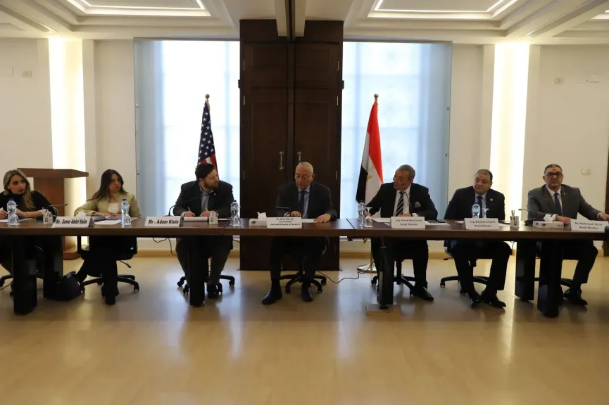 ”غرفة الإسكندرية” تبحث سبل التعاون مع  المستشار الزراعي بالسفارة الأمريكية