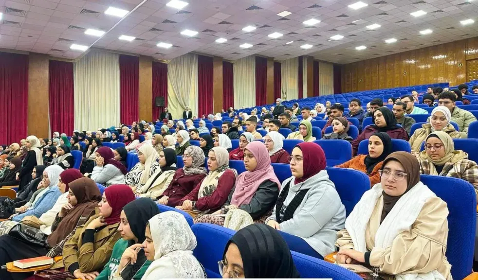 كلية الصيدلة تستضيف المؤتمر الطلابي «Step On The Way» بمشاركة واسعة من طلاب الجامعات المصرية وكبرى شركات الدواء