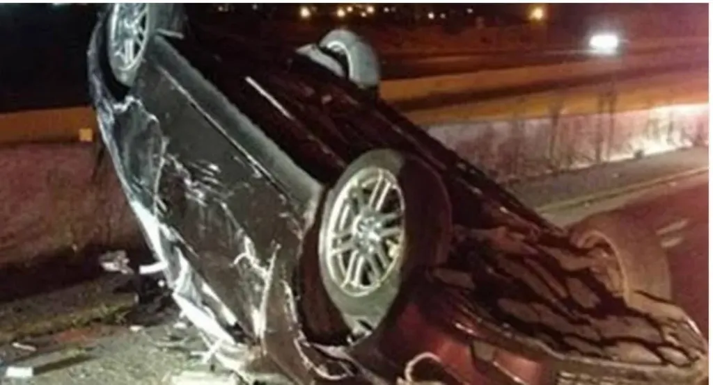 إصابة 3 أشخاص صينيين الجنسية إثر حادث انقلاب سيارة ملاكي في قنا