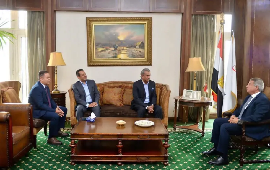 رئيس ”الأعلى للإعلام” يلتقي مدير عام ام بي سي مصر وشمال إفريقيا