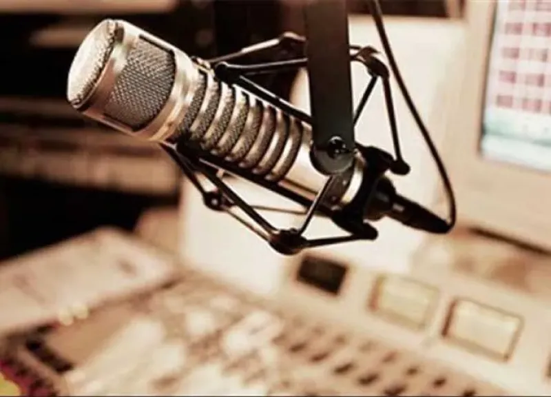 «هنا القاهرة».. تاريخ الإذاعة المصرية في يومها العالمي