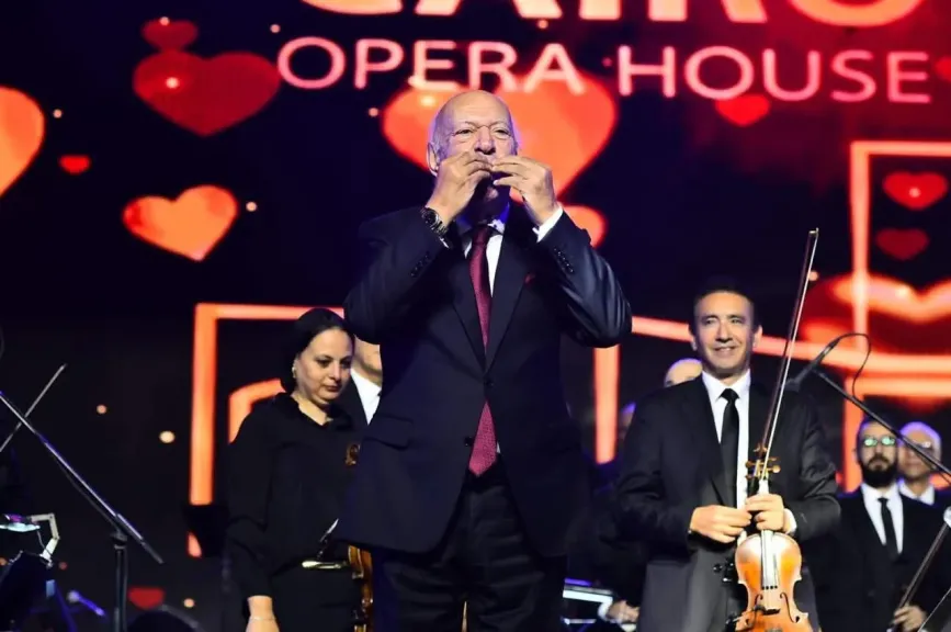 عمر خيرت يروى حكايات الغرام فى عيد الحب بالأوبرا علي مسرح النافورة