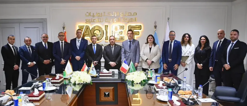 اتفاقية بين «شنايدر إلكتريك» و«زيروتك» لتجميع وحدات مراكز البيانات في مصر