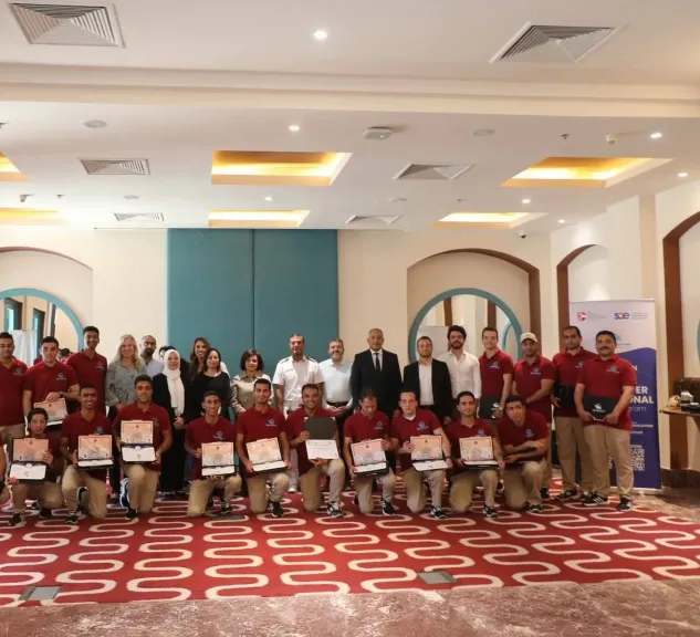 نائب محافظ البحر الأحمر تشهد حفل تخرج الدفعة الرابعة من معهد البحر الأحمر لليخوت بالجونة