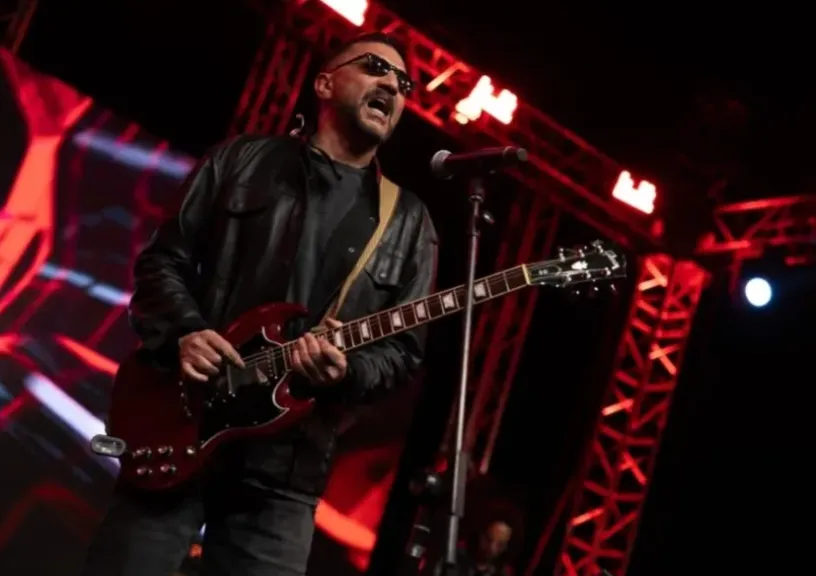 أوتوستراد وعمرو ساو يضيئون ختام احتفالات عيد الحب في نويبع