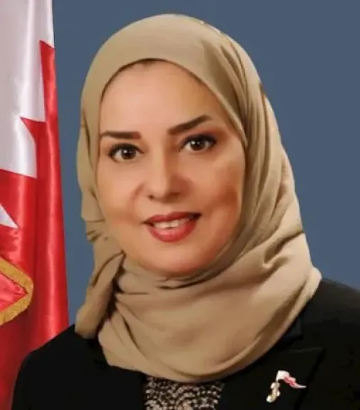 سفيرة البحرين تنعي الدكتور مفيد شهاب: كان جسرًا للمحبة وركيزة لتعزيز العلاقات البحرينية -المصرية