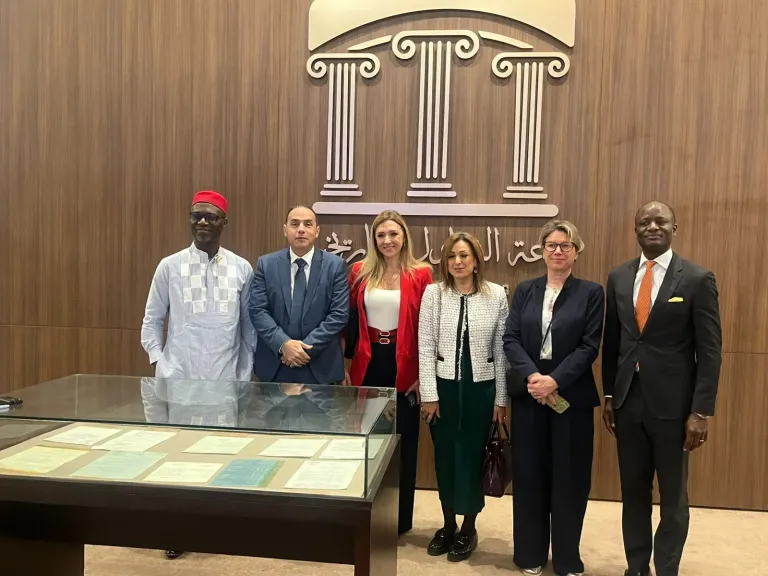 رئيس البورصة المصرية يستقبل قيادات بورصتي نيجيريا والمكسيك لتعزيز التعاون المشترك بمقرها التاريخي