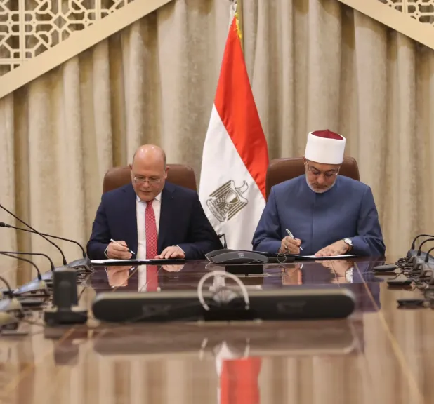 مفتي الجمهورية ورئيس جامعة سوهاج الأهلية يوقعان بروتوكول تعاون لتعزيز التعاون المشترك