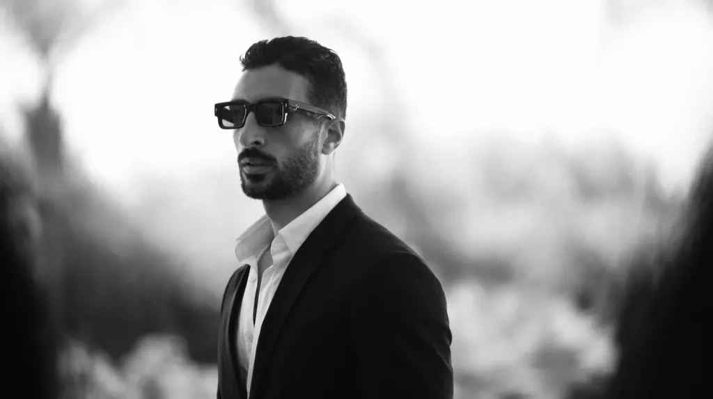 رمضان 2026.. حسن حفني مدرب سباحة في مسلسل ”اللون اﻷزرق” مع جومانا مراد وأحمد رزق