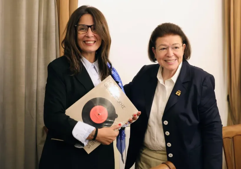 على ضفاف المتوسط… مصر واليونان تبحثان آفاق شراكة ثقافية جديدة