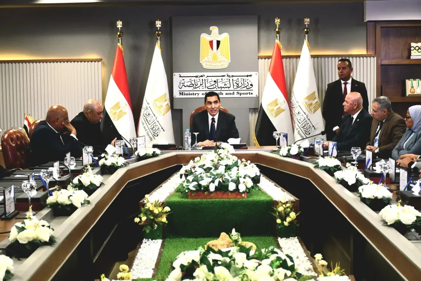 جوهر نبيل يشهد قرعة برنامج عباقرة أصحاب مراكز الشباب بمشاركة 16 فريقًا