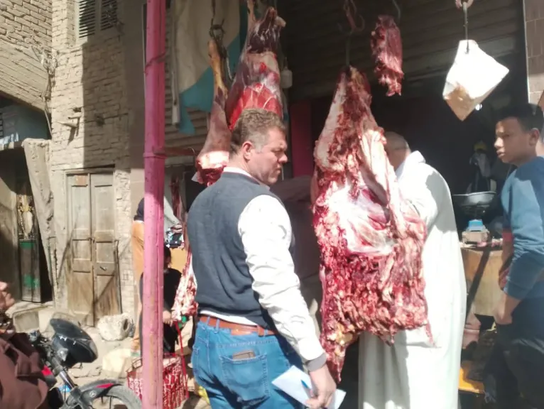 تموين القليوبية يضرب بقوة: ضبط نصف طن دقيق مدعم و292 مخالفة على المخابز