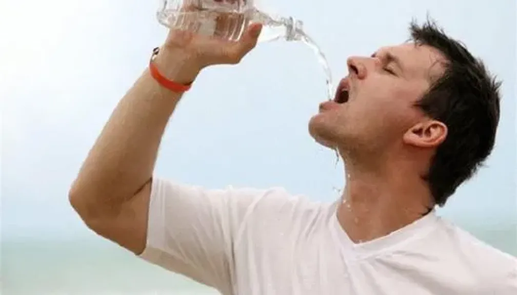 استشاري تغذية تقدم روشتة لتجنب الشعور بالعطش في رمضان