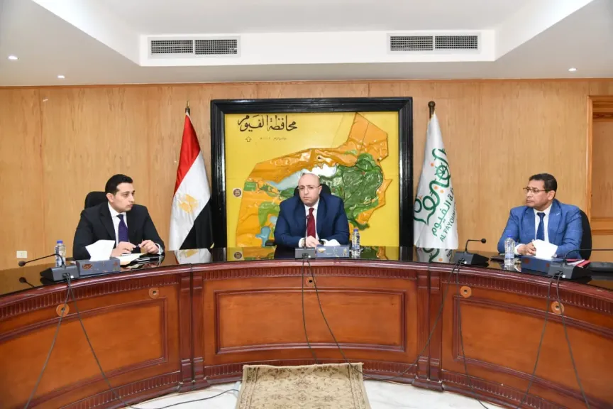 محافظ الفيوم يراجع الاستعدادات النهائية لاستقبال شهر رمضان ويؤكد توافر السلع الغذائية