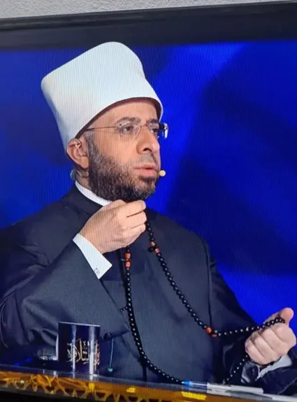 «شرشر» يشكر الدكتور أسامة الأزهري وزير الأوقاف على فرش مسجد اليونسكو بسرس الليان