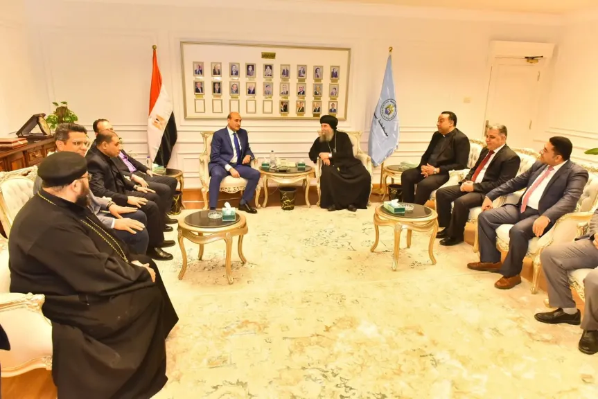 محافظ أسيوط يستقبل قيادات الكنيسة الأرثوذكسية والإنجيلية لتهنئته بتوليه المسؤولية ويؤكد: وحدة الصف أساس التنمية