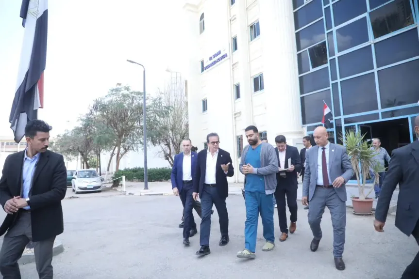 عاجل.. لتغيبه عن العمل.. إحالة مدير مستشفى السلام التخصصي للتحقيق