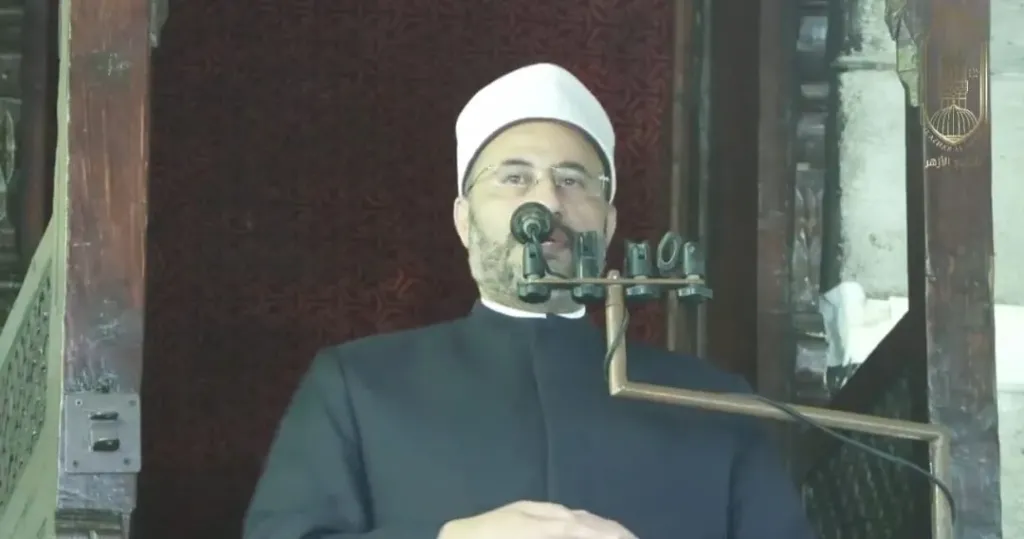 خطيب الجامع الأزهر: «اختطاف الإسلام» محاولة لعلمنته من الداخل وتجريده من مرجعيته
