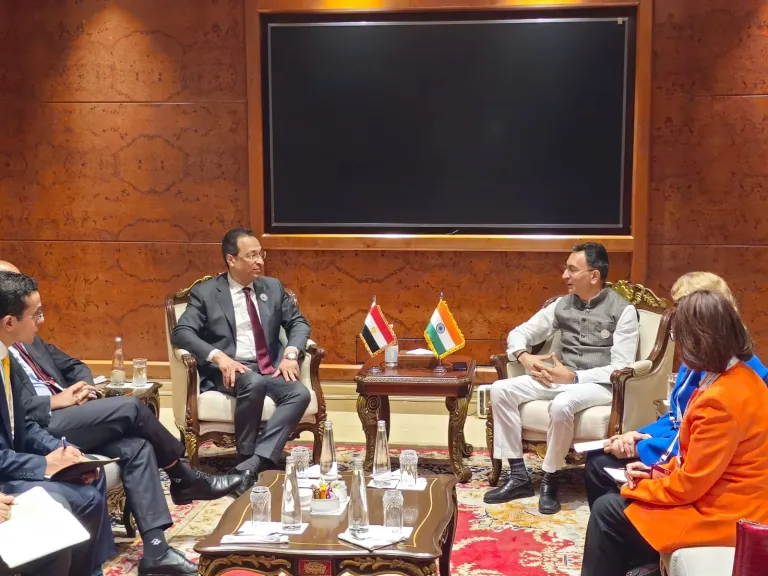 وزير الاتصالات: مصر تؤمن بأن مستقبل الذكاء الاصطناعي ينبغي أن يصاغ من خلال رؤية جماعية ومسؤولية متبادلة