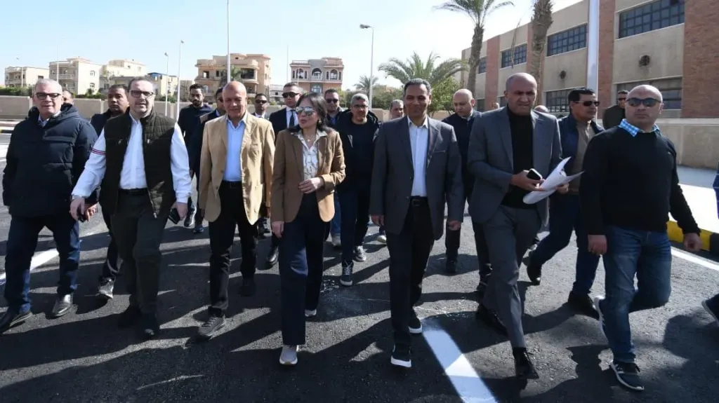وزيرة الإسكان تتفقد محطة مياه الشروق وتوجه برفع الكفاءة