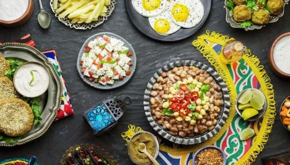 كيف نتجنب الحموضة وحرقان المعدة بعد السحور في رمضان؟