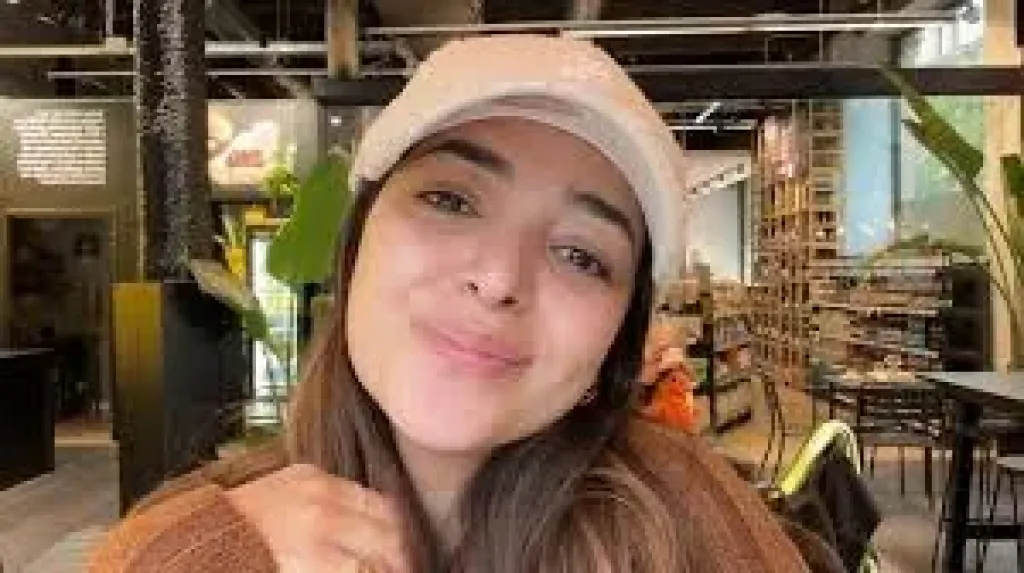 نقاد وأكاديميون يشيدون بالتجربة الإخراجية الأولى لمايا أشرف زكي