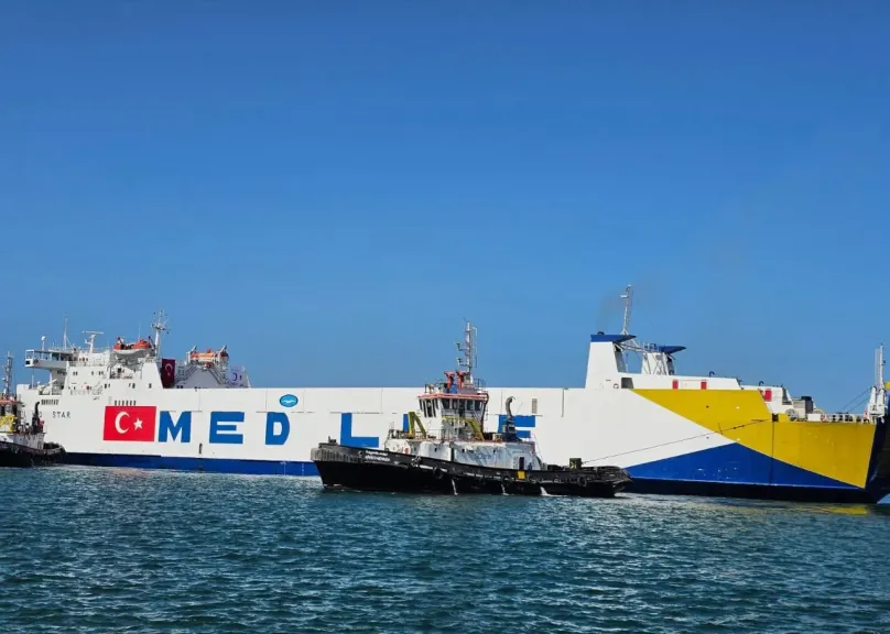 وصول سفينة الخير الحادية والعشرين وعلى متنها  3300 طن مساعدات تركية إلى ميناء العريش