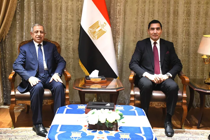 جوهر نبيل يلتقي رئيس الأكاديمية العربية