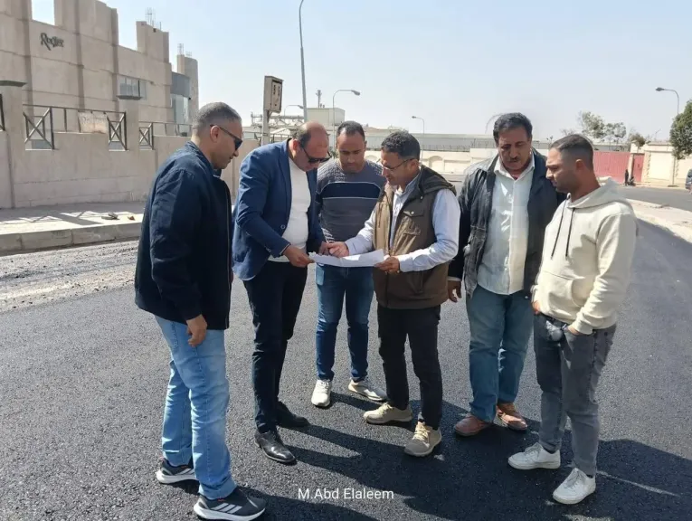 من الشارع إلى المدينة.. رئيس جهاز العبور يتابع كل تفاصيل تطوير البنية التحتية