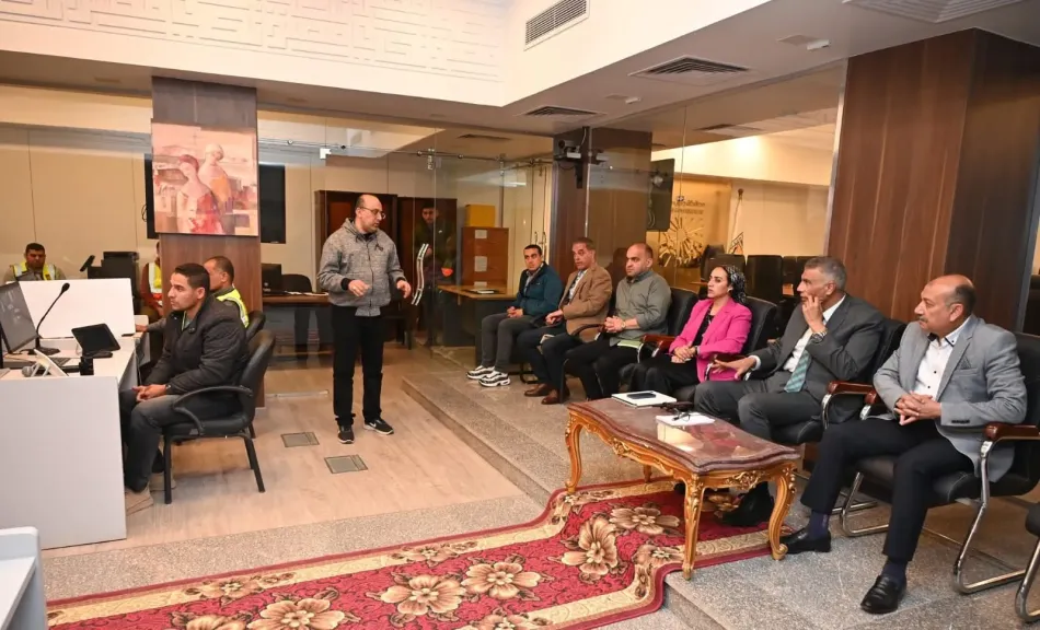 محافظ جنوب سيناء يتفقد الشبكة الوطنية للطوارئ والسلامة العامة بديوان عام المحافظة ويشيد بدورها الحيوي