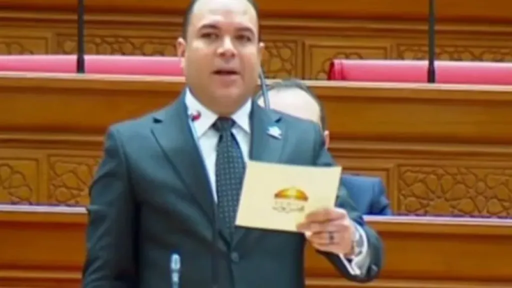 النائب أحمد عصام الدين يتساءل عن مواجهة الهجرة غير الشرعية