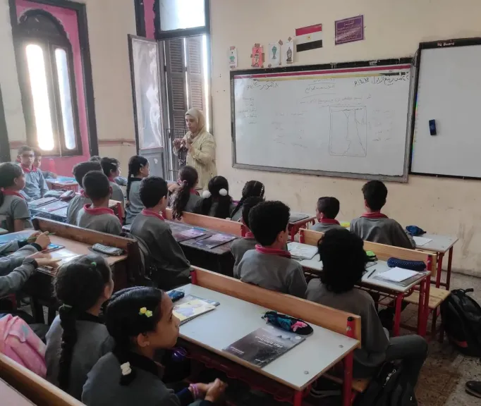 بعد موجة الشائعات.. القاهرة تكشف الحقيقة الكاملة حول قرار مدرسة المنيرة