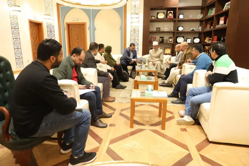 مفتي الجمهورية يبحث مع أساتذة جامعة النيل آليات تنفيذ مشروع ”نموذج الفتوى الذكي”