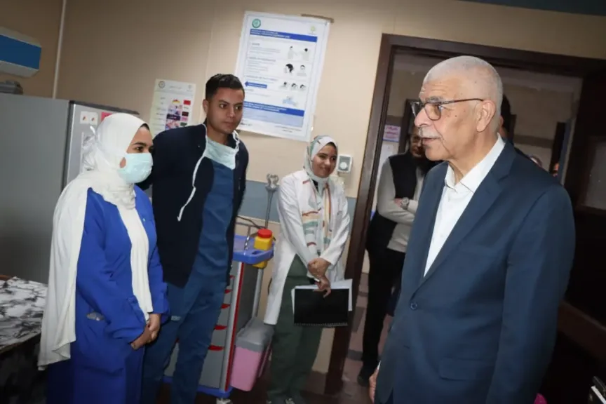 رئيس جامعة المنوفية يتفقد معهد ومستشفى الأورام لمتابعة سير العمل والموقف التنفيذى لتوسعات المعهد