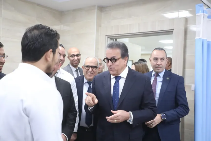 وزير الصحة يفتتح وحدة السكتة الدماغية الشاملة بمستشفى العاصمة الجديدة